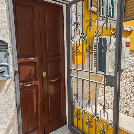 Ferienwohnung Dolce Terra Mia Trani Exterior foto